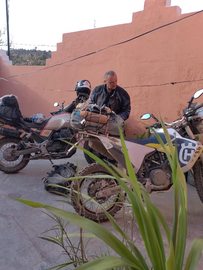 Riad Idar ウリガン エクステリア 写真