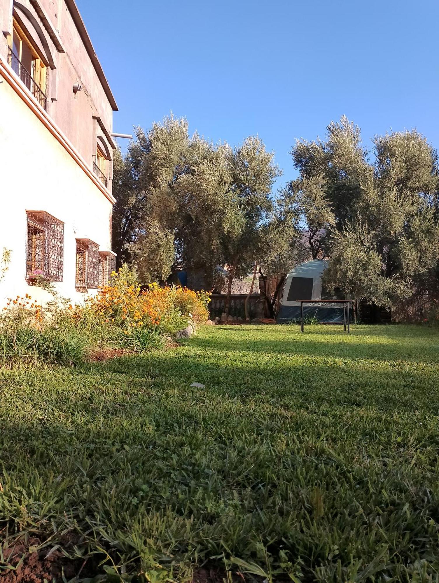 Riad Idar ウリガン エクステリア 写真